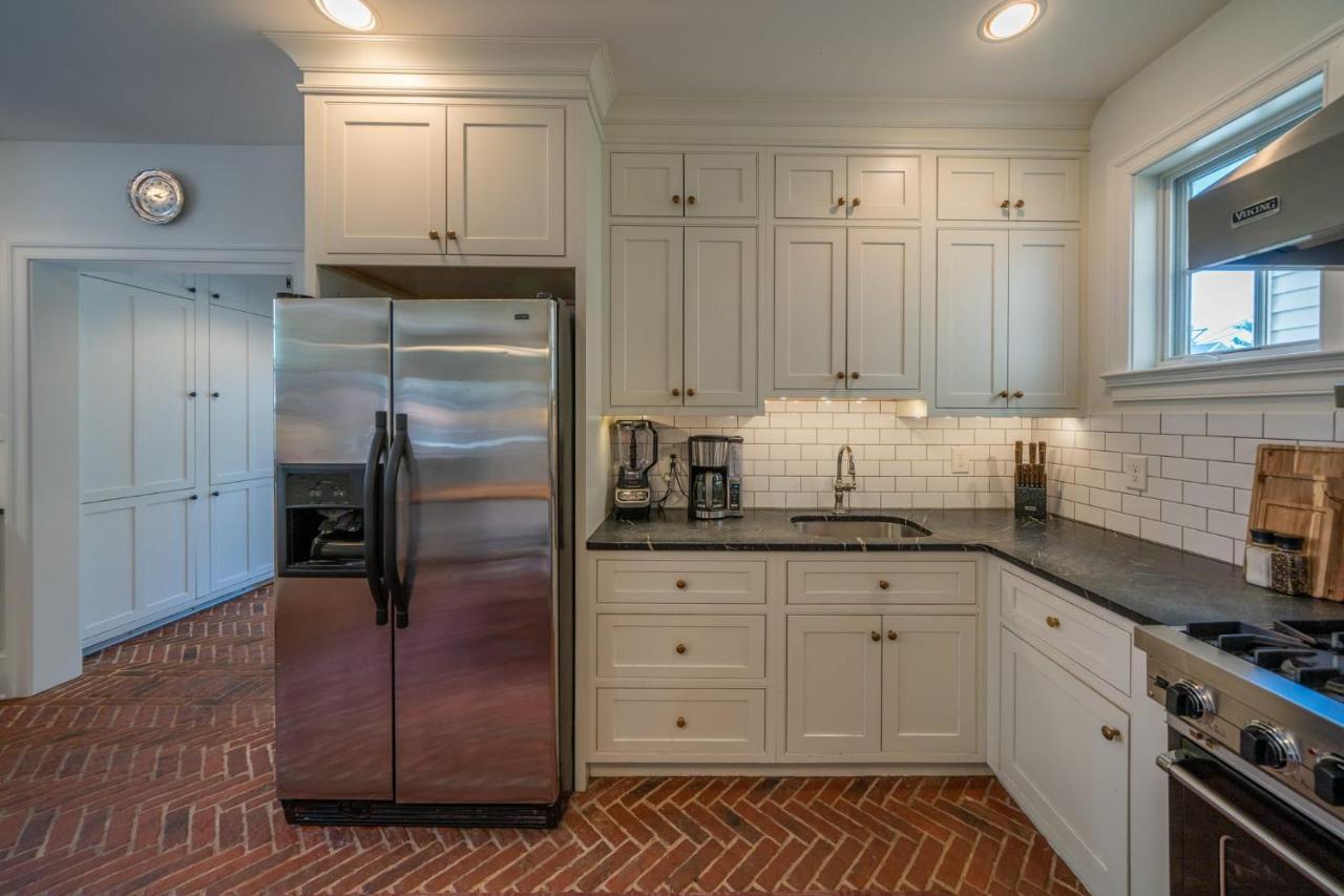 The Walton House - Historic 3Bd 2 5Ba With Parking Villa Kennett Square Exteriör bild